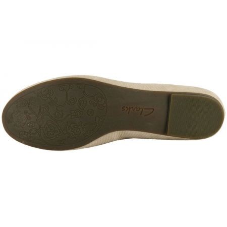 Clarks Valley Lounge Women's Dressy Flats Shoes