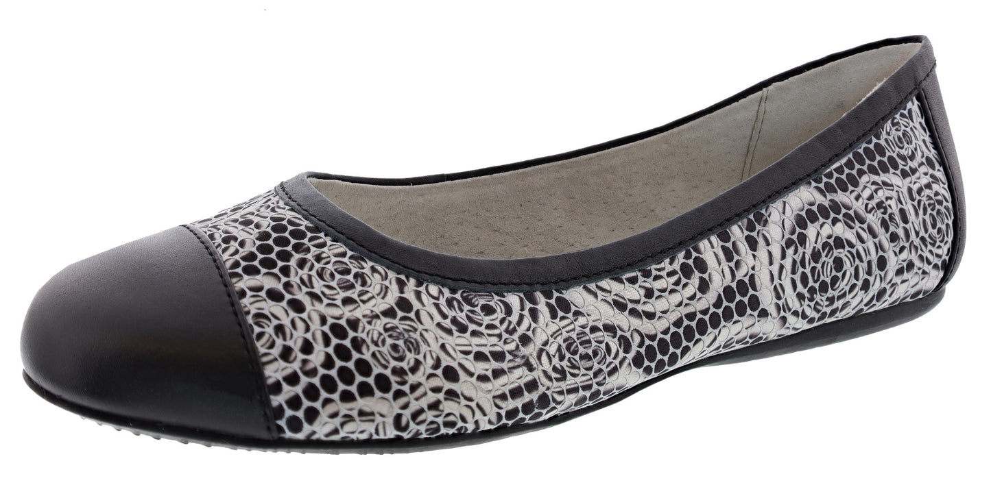 Softwalk Women's Napa Narrow Width Slip On Ballerina Flats