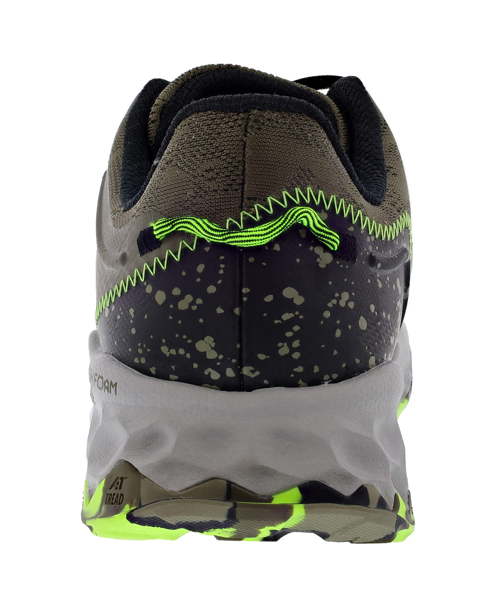 New Balance Men display picture 3