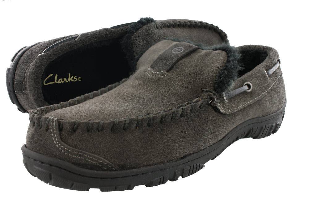 
                  
                    Clarks Men Warm Cozy Easy On Slip On Moccasin Slippers Warren
                  
                